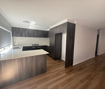 29a McGrath Place, Goulburn - Photo 2