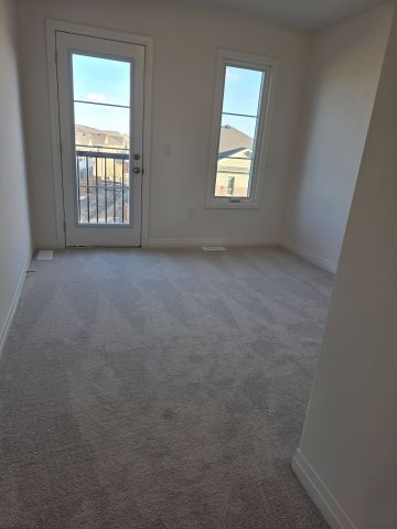 For Lease - 484 Provident Way, Hamilton, Ontario - Photo 5