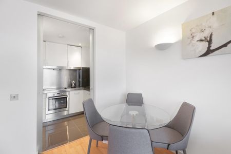 1 bedroom flat to rent - Photo 3