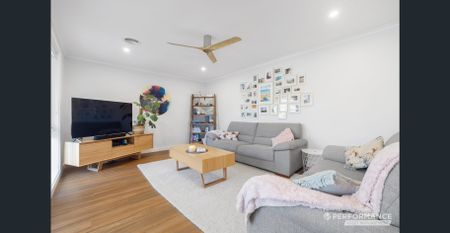 Tranquil Renovated Lifestyle Entertainer - Photo 2