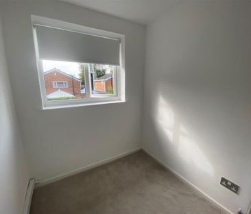 3 bedroom terraced house to rent - Photo 6