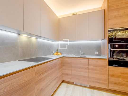 Excellent 2 Bedroom apartment for rent in Palacio, Madrid - Photo 1