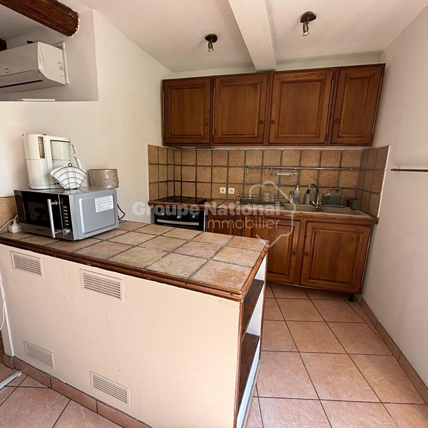 A LOUER - CARPENTRAS - MAISON DE VILLE, - Photo 1