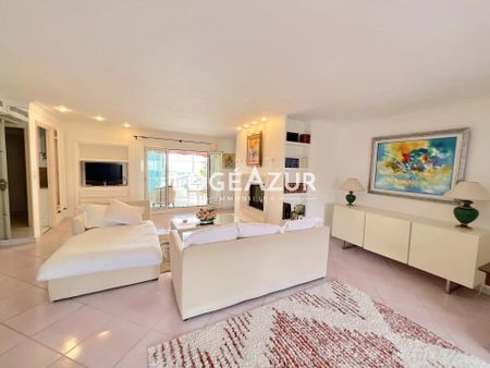 Location Appartement 3 pièces 107m² VALLAURIS 06220 - Photo 2