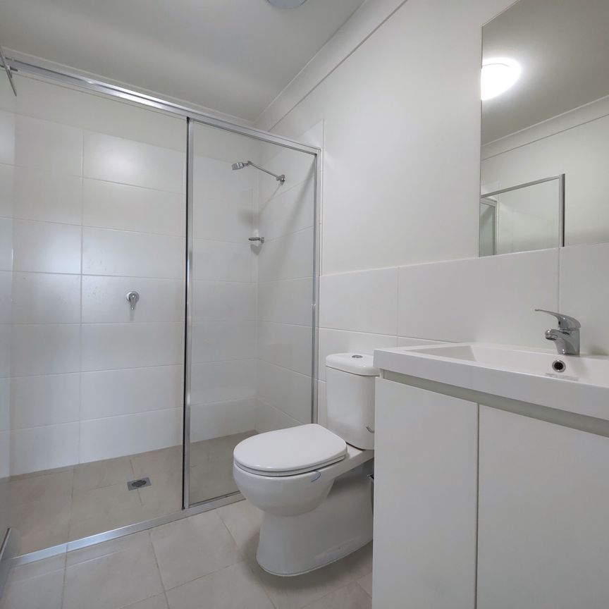 Brilliant with light and lifestyle - Photo 1