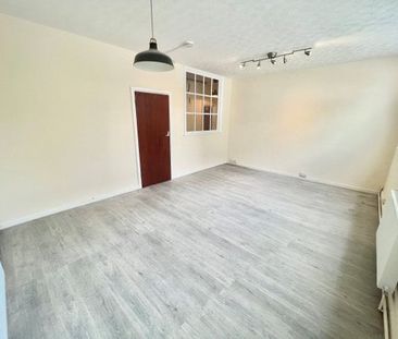 Queen Street, Portsmouth - Photo 4