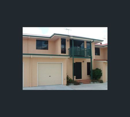 Unit 2/104 Richmond Rd, Morningside, Qld 4170 - Photo 2