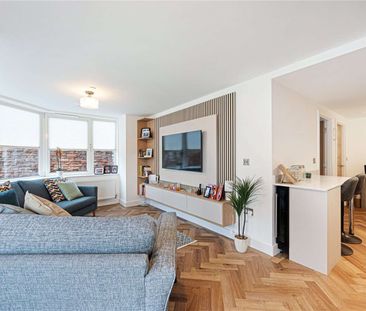 A beautifully appointed two bedroom apartment with a private terrac... - Photo 1