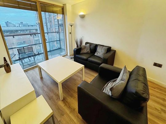 2 bedroom flat to rent - Photo 1