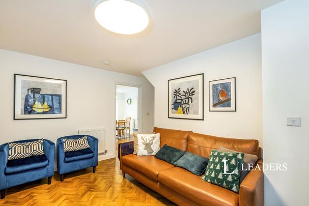 3 bedroom detached house to rent - Photo 1