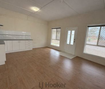 Charming Two-Bedroom Home in Sought-After Kilaben Bay - Photo 4