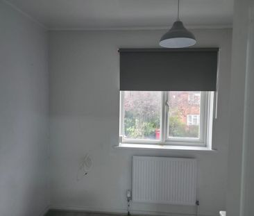 6 bedroom semi-detached house to rent - Photo 6