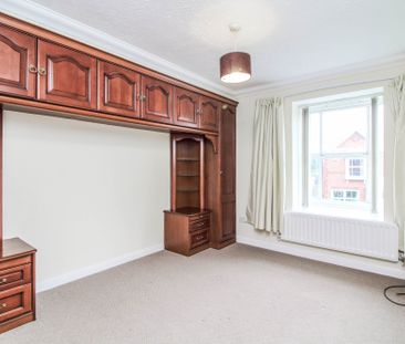 3 bedroom link detached to rent Bridgnorth Row, Berkeley Beverborne... - Photo 2