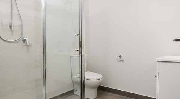 Modern 2-Bedroom Townhouse for Rent - Photo 1