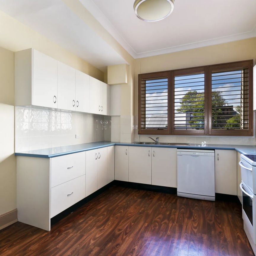 21 Talfourd Street, Glebe. - Photo 1