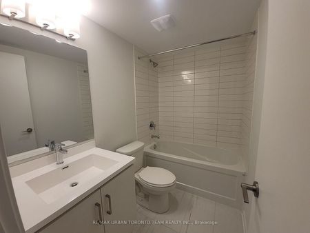 For Lease - 151 Honeycrisp Cres Crescent Unit# 171, Vaughan, Ontario - Photo 2