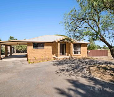 60 S E C Road, Warrenheip - Photo 6