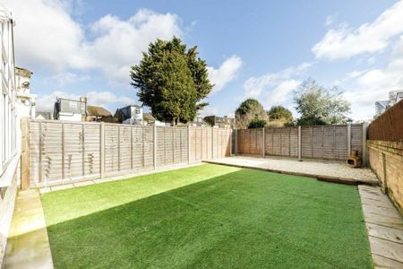 Broughton Road, Ealing, W13 - Photo 4