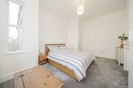 Ivy Road, Cricklewood, NW2, London - Photo 3