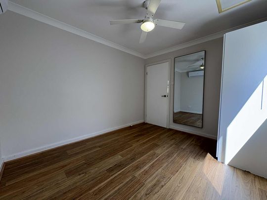 Two bedroom Cottage In Quiet Suburb - Photo 1