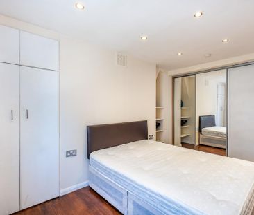 Studio to rent - Photo 2