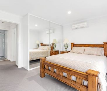 Fully-Renovated, Stylish Two Bedroom Townhouse in a Prime Location! - Photo 2