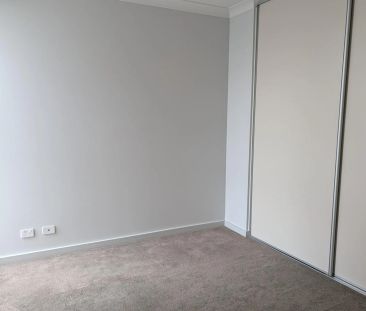 Stylish Living in the Heart of West Lakes - Photo 4