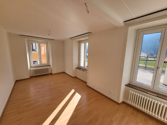 Grand appartement de 5 pièces au 2ème étage rénové en 2022 - Photo 1