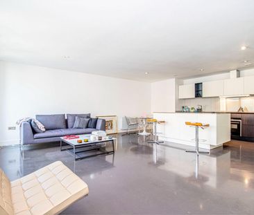 1 bedroom Flat To Let - Photo 3