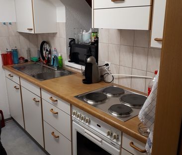 Herzige Dachwohnung, 5 Min ab Bahnhof - Photo 1