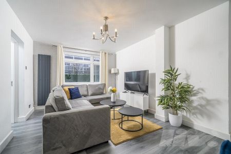 3 bedroom apartment to rent - Photo 4