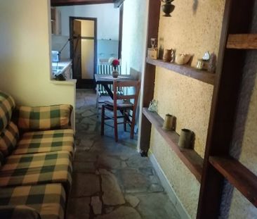 Μονοκατοικία, προς ενοικίαση Θυμάρι, Παλαιά Φώκαια Κωδικός 1021138 - Photo 1