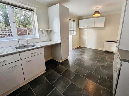 Rosemary Gardens, Sudbury - Photo 5