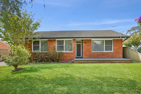 2 Annette Place, Belrose NSW 2085 - House For Rent | Domain - Photo 2