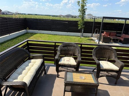 Casa moderna - Buftea - 4 camere - 2 bai - 110mp - 350mp ter - Fotografie 2