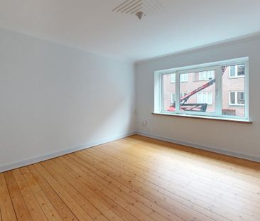 Indbydende lejlighed med skøn beliggenhed i Aalborg Vestby - Foto 4