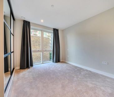 3 bedroom flat to rent - Photo 4