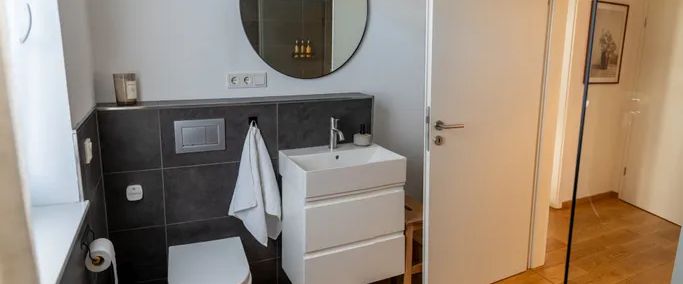 Moderne Erdgeschosswohnung mit Sauna & Garten - Foto 1