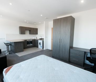 Studio to rent - Photo 2