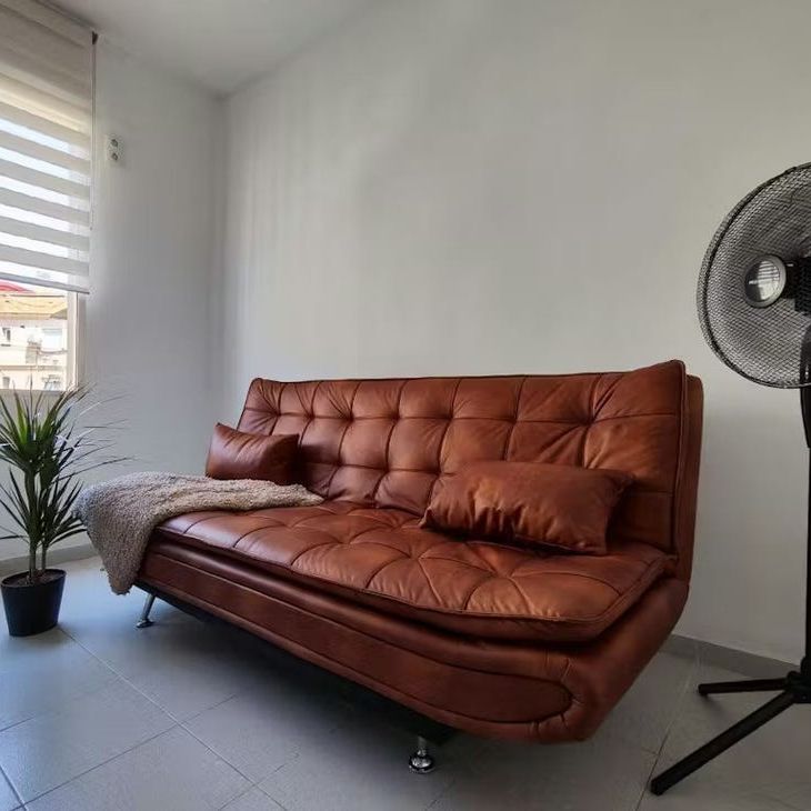 Carrer Sants Just i Pastor, Valencia, Valencian Community 46022 - Photo 1