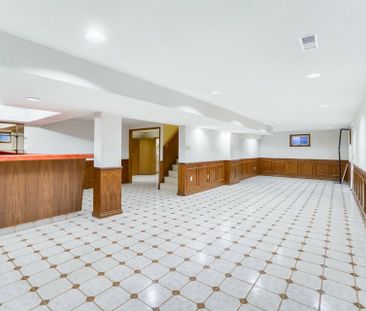 For Lease - 100 Poplar Heights Drive, Toronto, Ontario - Photo 2