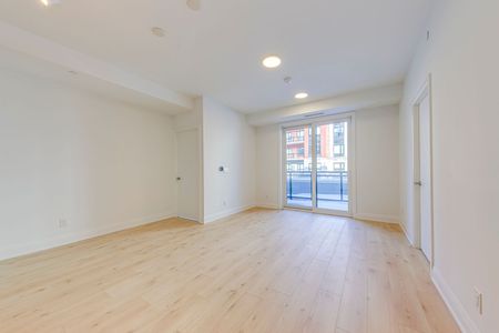 For Lease - 3250 Carding Mill Trail Unit# 224, Oakville, Ontario - Photo 3