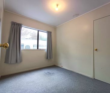 Great Location and Handy to Henderson Mall - Photo 4