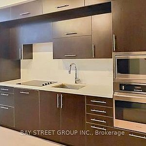 Yonge & Sheppard Fully Furnished 2Bdrm +Den Lrg Windows 1Parking - Photo 2