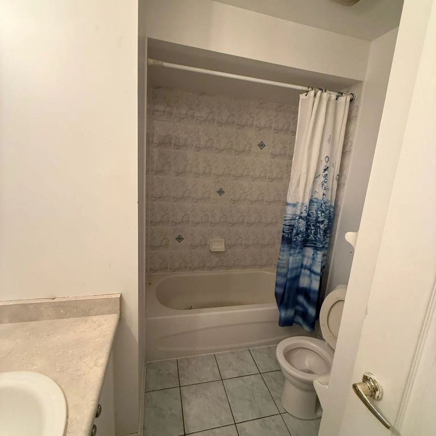 38 Glacier Crescent - Photo 1