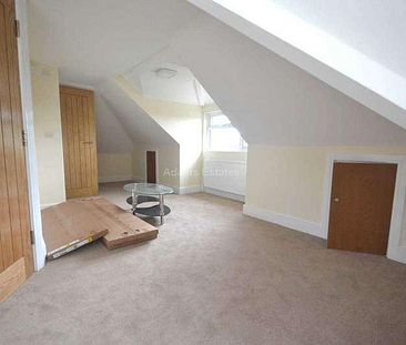 Church Road, Reading, RG6 - Photo 2