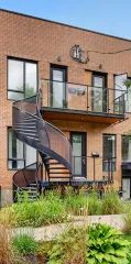 1 room apartment of 68m² in Montreal - Photo 2