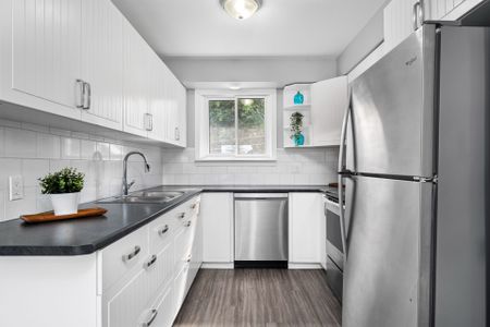 For Lease - 143 Westmount Drive Unit# Upper Unit, Orillia, Ontario - Photo 2