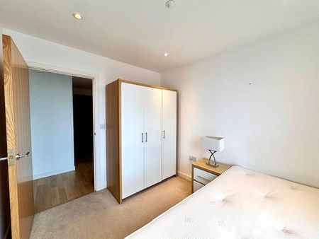 2 bedroom flat to rent - Photo 5