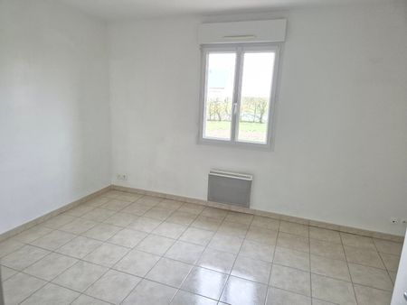 A LOUER Maison de plain pied 50160 Guilberville 4 pièce(s) 78 m2 - Photo 2